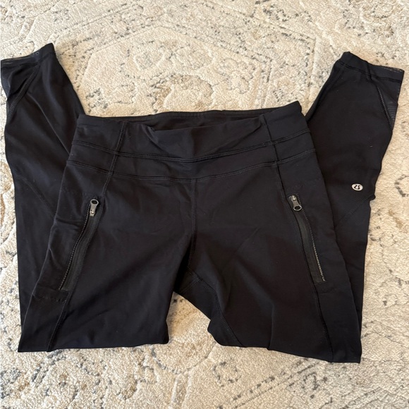 Lululemon black leggings with mesh detail size 6 - Picture 4 of 6